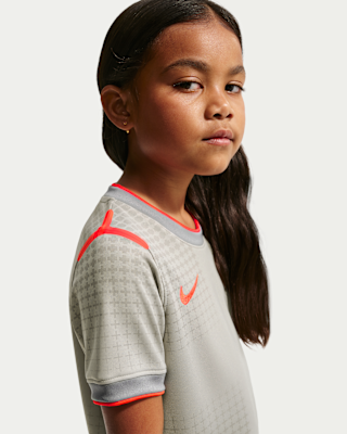 England x Palace Little Kids' Short-Sleeve Soccer Top. Nike.com